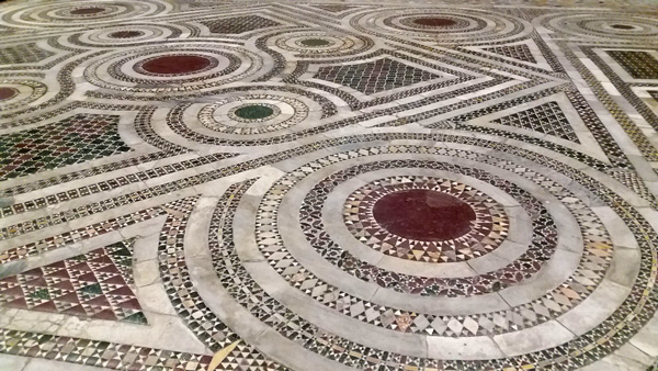 Übermich Stimmung Mosaik Mosaikboden mit Kreiselementen